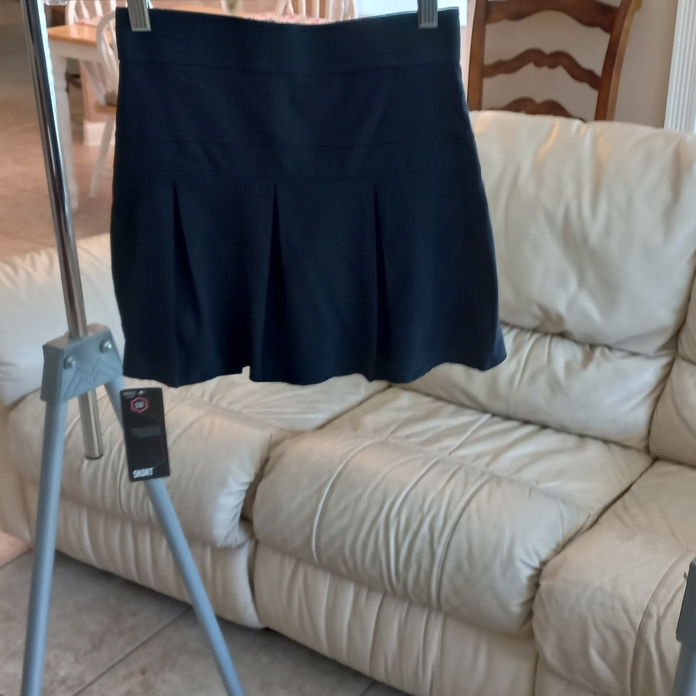 MARKS & SPENCER Girls Skort Dark Navy. New with tags.